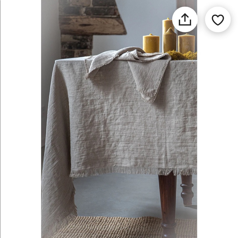 TEXTES  PENESO S. A.  Made in Portugal 49”X 70”  100% LINEN  Tablecloth